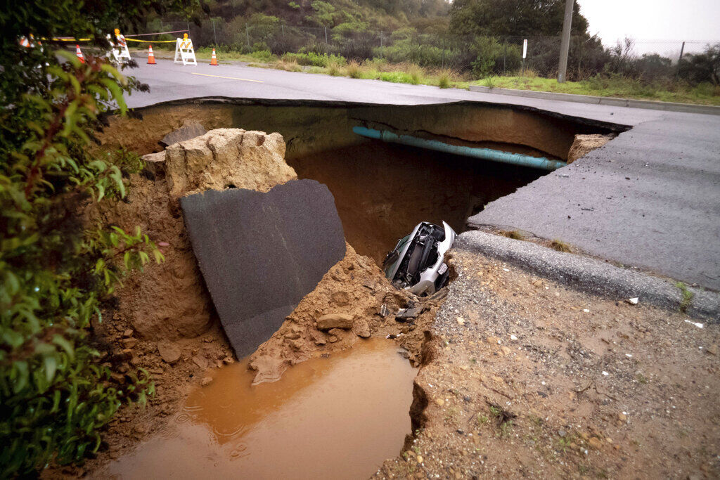 APTOPIX California Storms